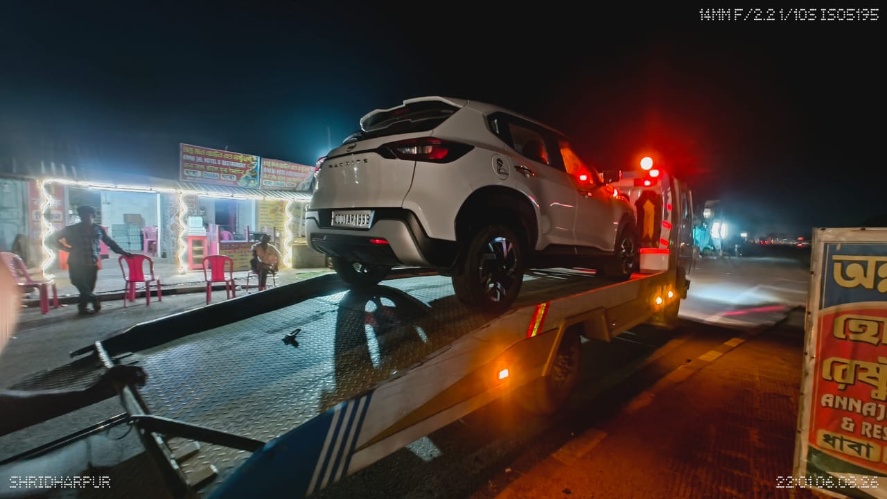 Emergency roadside towing help