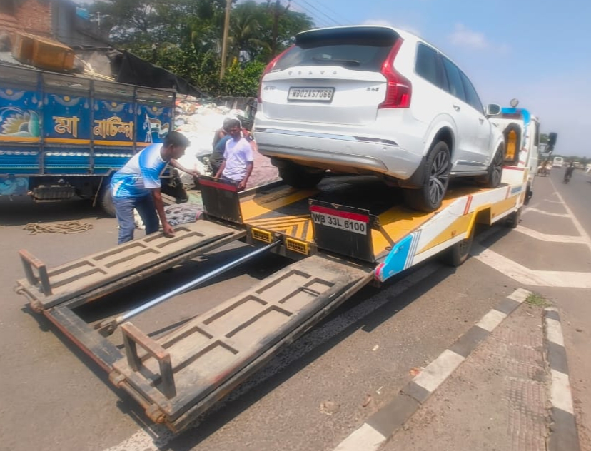 Tilt flatbed car transport